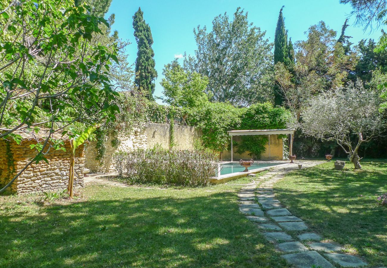 Ferienhaus in Sainte-Cécile-les-Vignes - La Maison des Arcades, mit privatem Pool und Garten