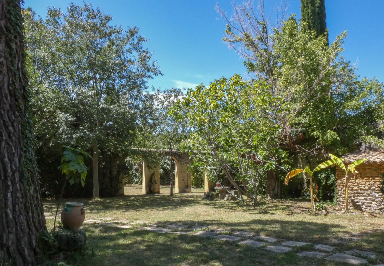 Ferienhaus in Sainte-Cécile-les-Vignes - La Maison des Arcades, mit privatem Pool und Garten