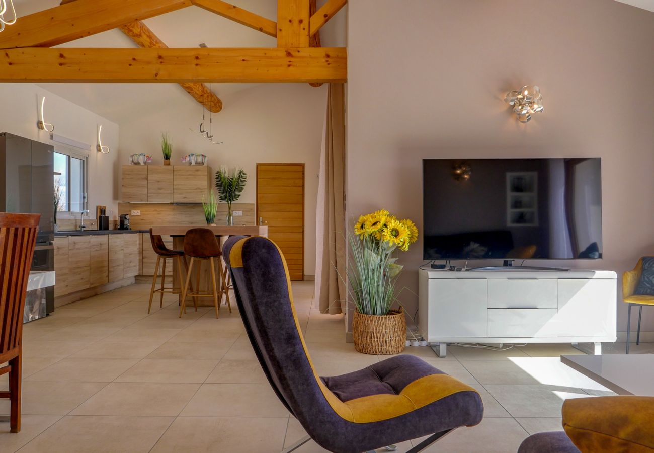 Villa in Colonzelle - La Villa de Sylvain, atemberaubender Blick auf den Ventoux, beheizter Pool