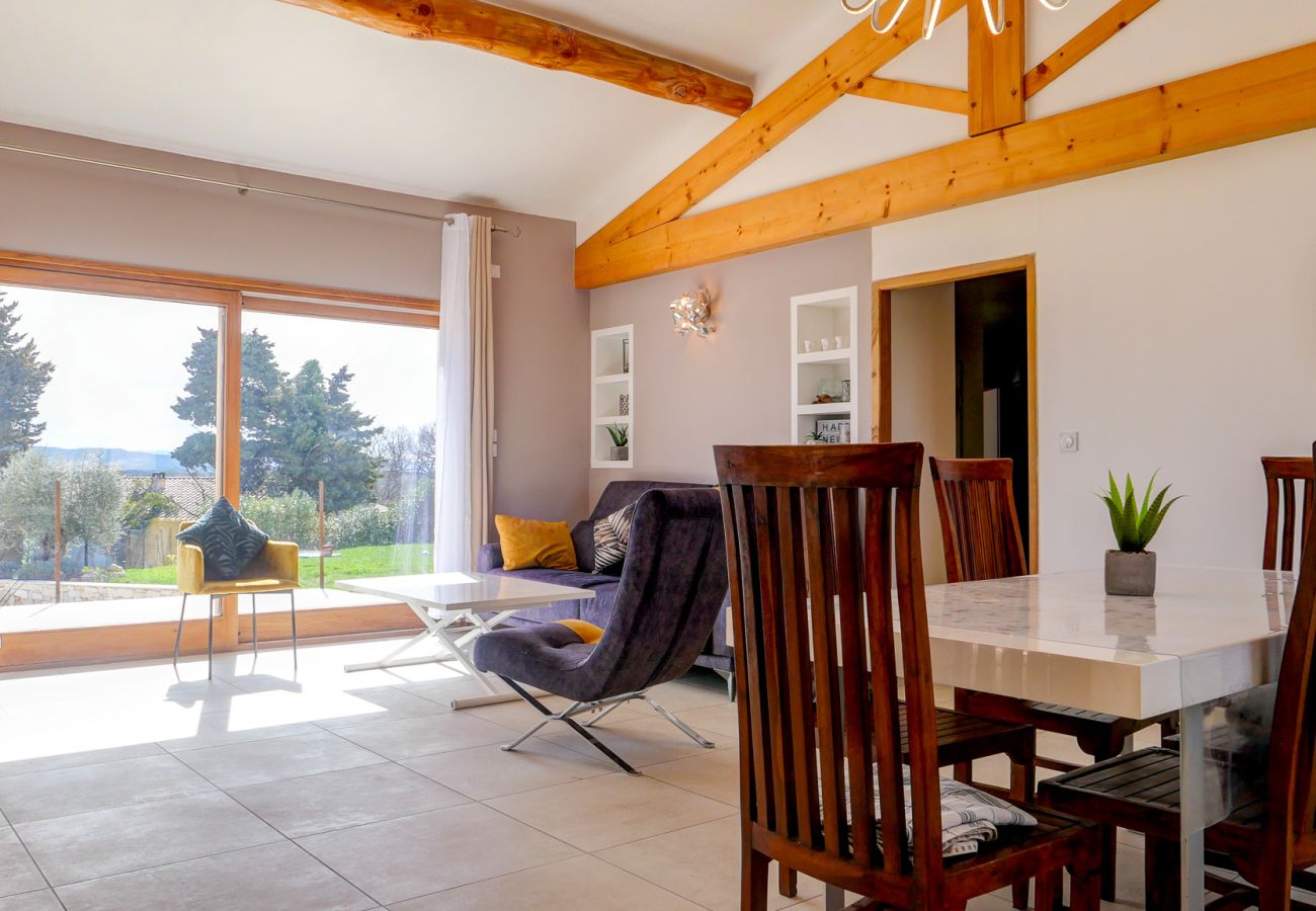 Villa in Colonzelle - La Villa de Sylvain, atemberaubender Blick auf den Ventoux, beheizter Pool