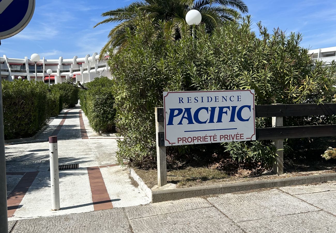 Ferienwohnung in La Grande-Motte - Wohnung Le Pacific, zur Miete in der Nähe des Meeres