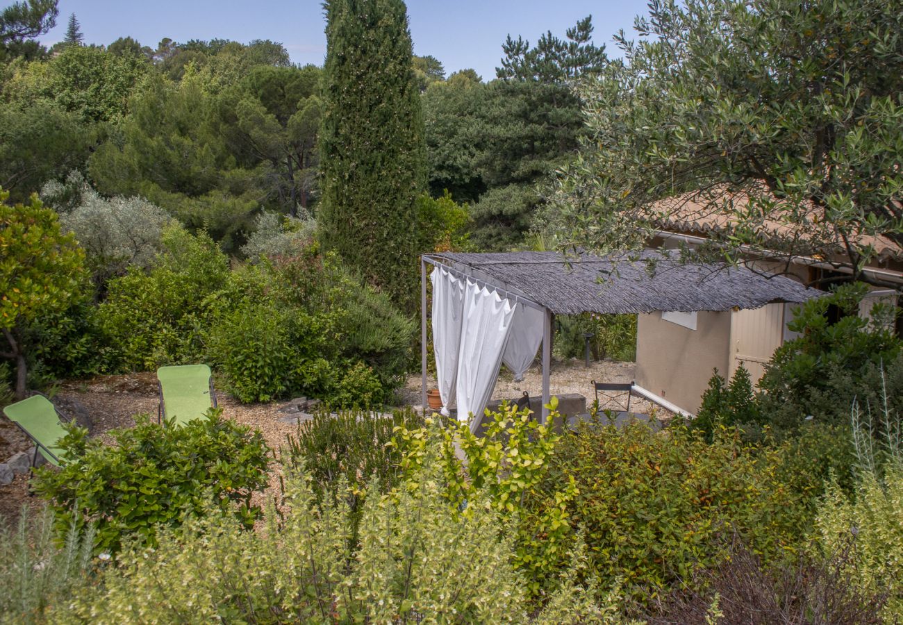 Huis in Mirabel-aux-Baronnies - Gîte Eden, aux Mirabelles, piscine commune